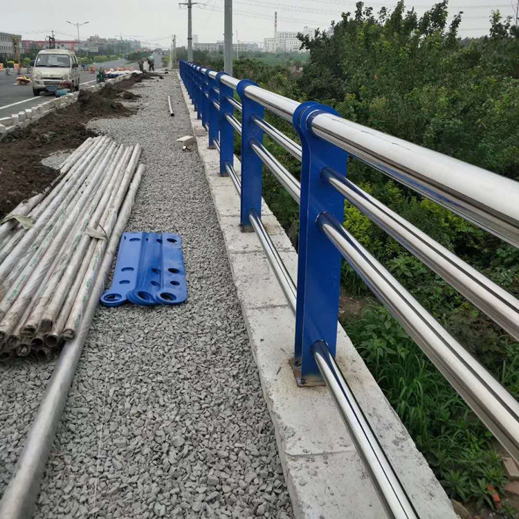 河道護(hù)欄生產(chǎn)廠家