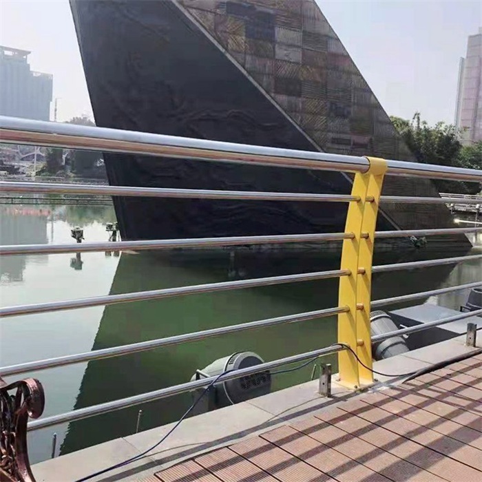 鋁合金護(hù)欄行情